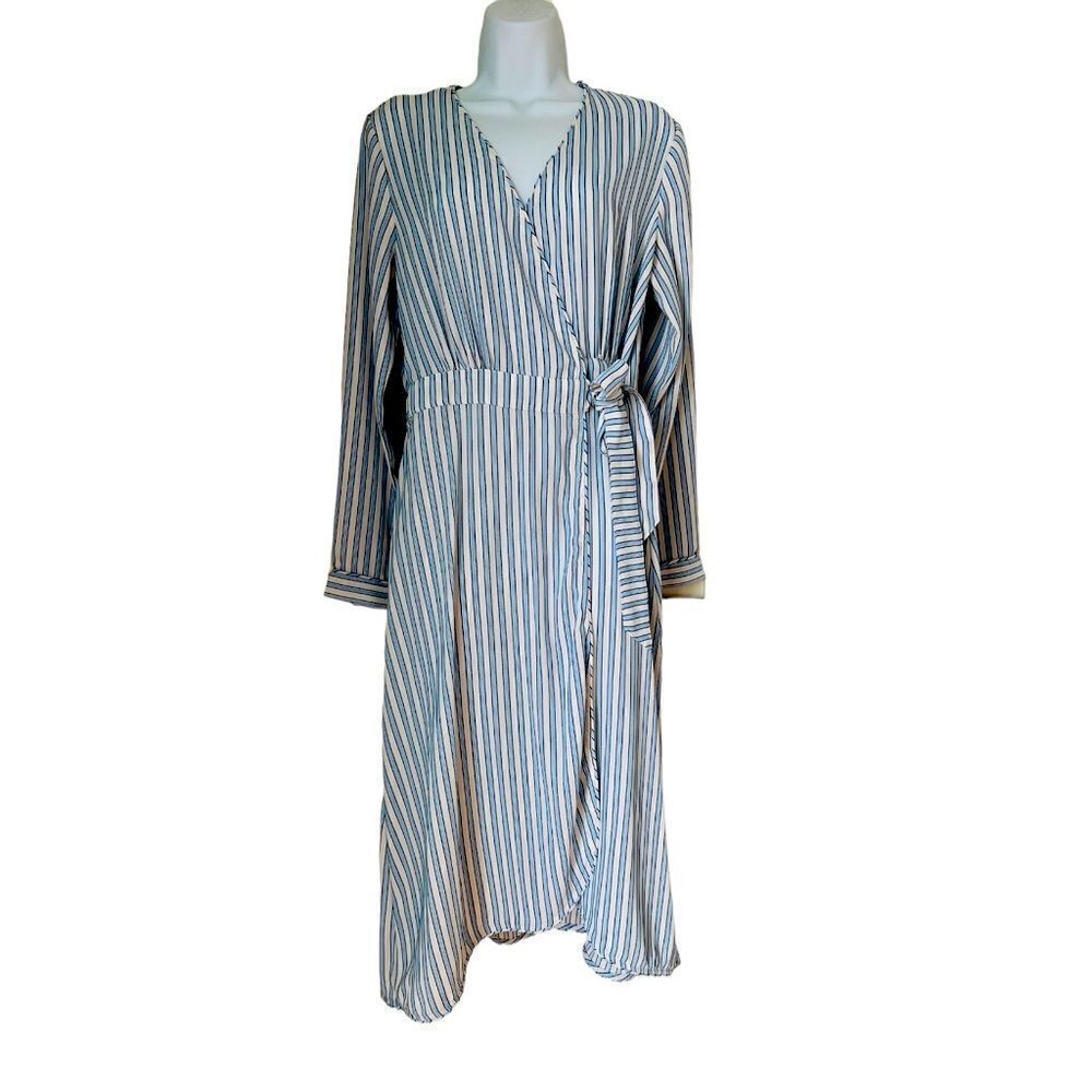 Time And True Maxi Wrap White Blue Stripe Dress sz M - Picture 3 of 7